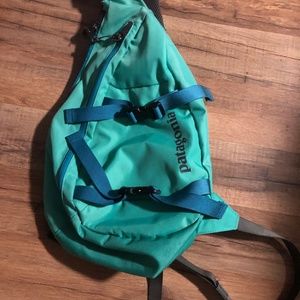 Patagonia crossbody sling bag